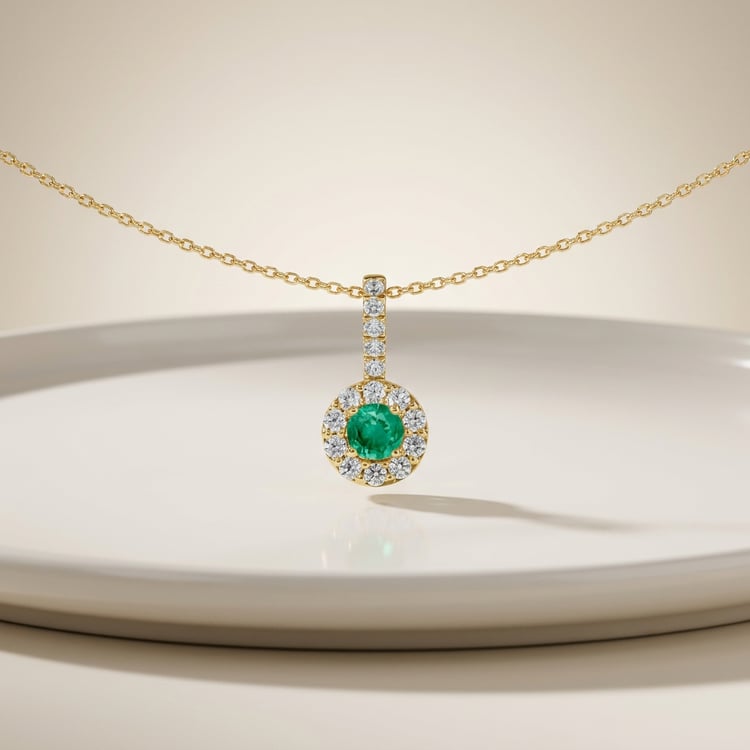 Elegantný prívesok so smaragdom a lab-grown diamantmi Harvey 171058