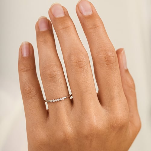 Minimalistický prsteň zo zlata s diamantmi Casper