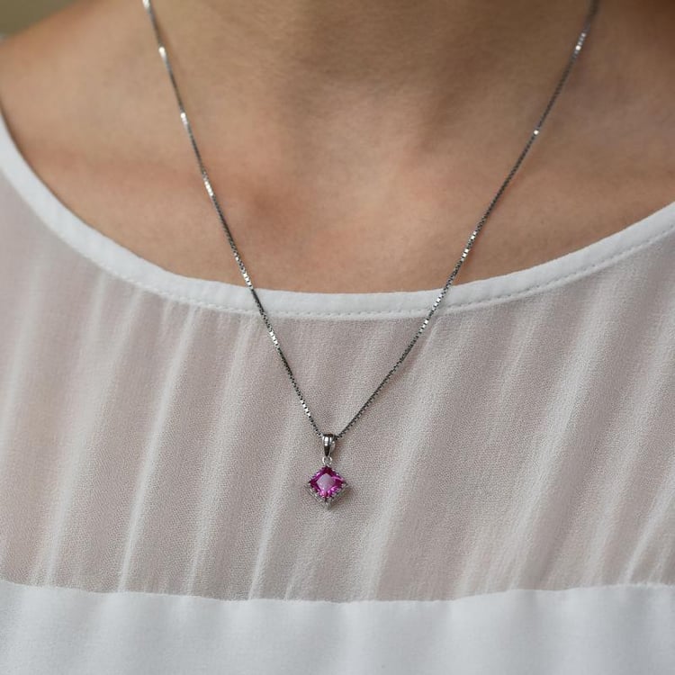 Prívesok so zafírom 24511