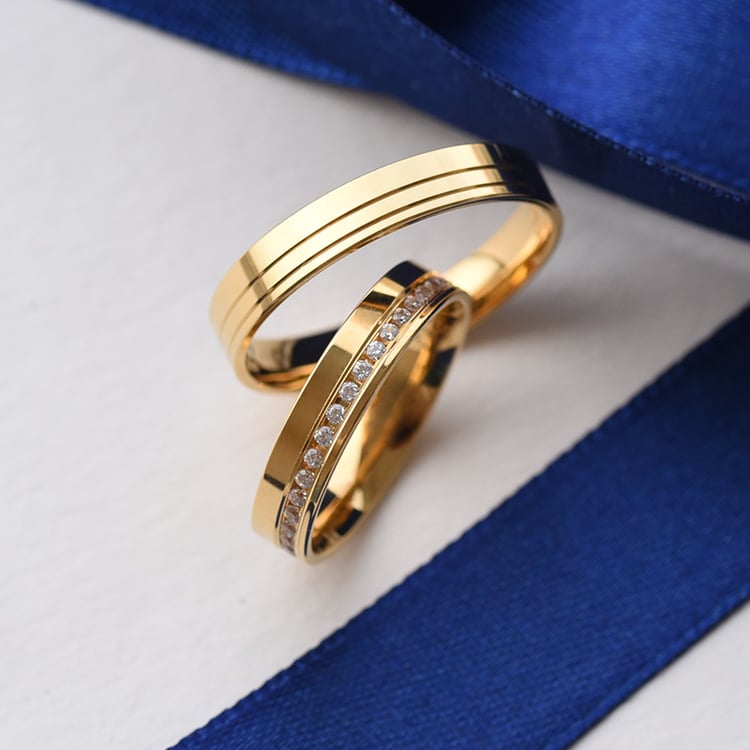 Zlaté prstene s diamantmi 75974