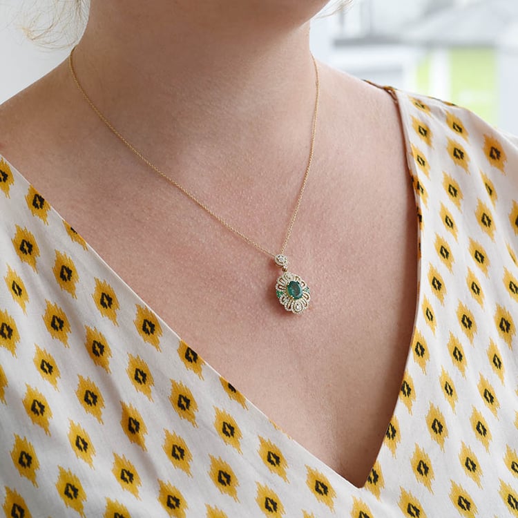 Smaragdový náhrdelník 88632