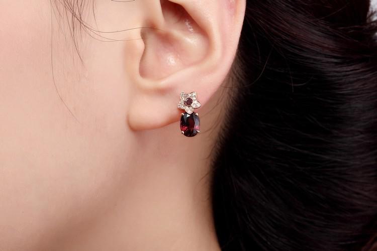 Oválne turmalíny v náušniciach 4895