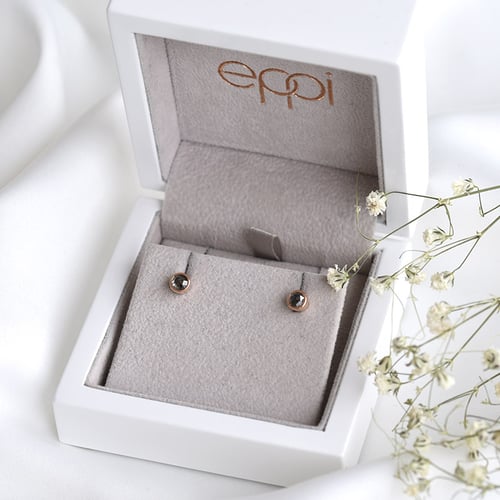 Zlaté bezel náušnice s 0.52ct salt and pepper diamantmi Aiman