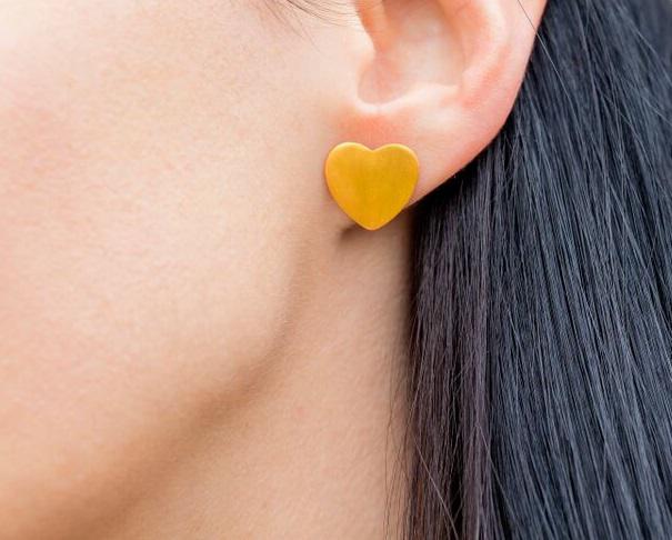 Pozlatené náušnice v tvare srdca Ladancia 6768