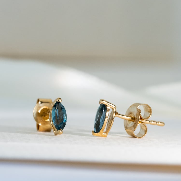 Minimalistické strieborné náušnice s topásmi Sistine 118770