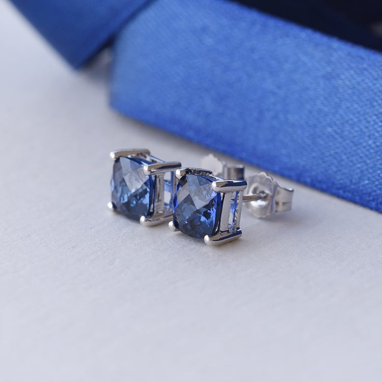 Zafírové náušnice 92306