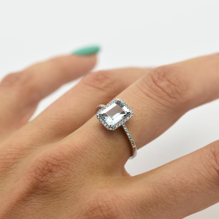 Prsteň z bieleho zlata 10660