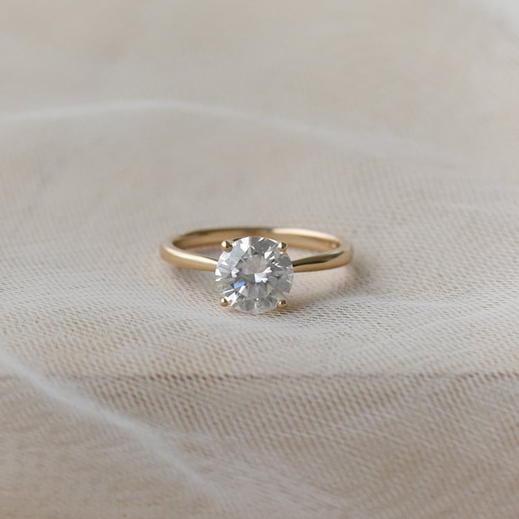 Zlatý zásnubný prsteň 71897