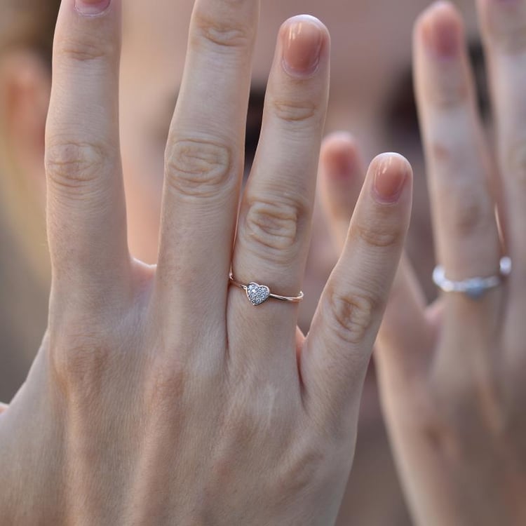 Zlatý prsteň v tvare srdca 35516