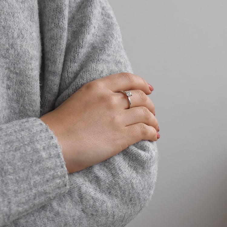 Prsteň z bieleho zlata 72275