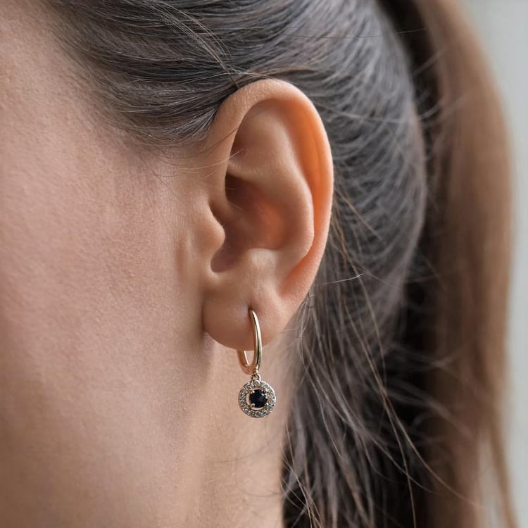 Zlaté visiace náušnice so zafírmi a diamantmi Maria 105065