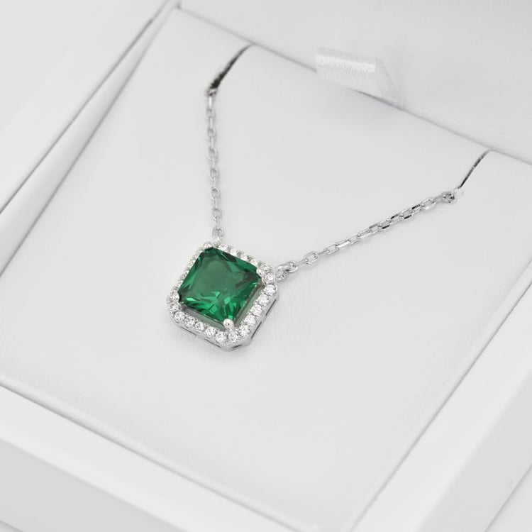 Náhrdelník so smaragdom 22584