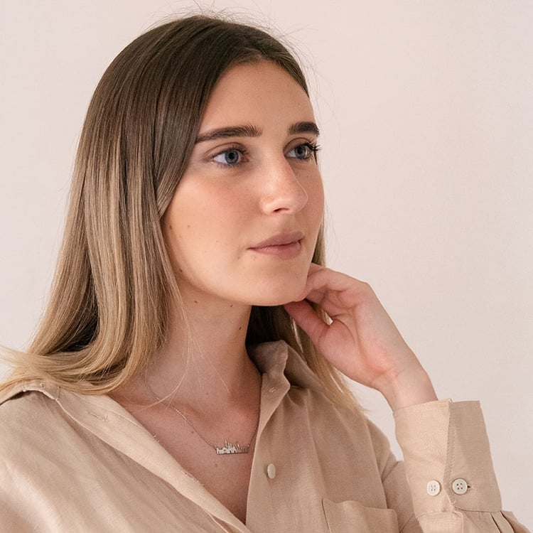 Strieborný náhrdelník mesta Berlín 107109