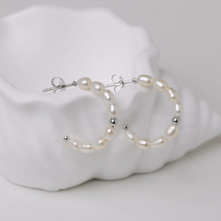 Strieborné kruhové náušnice s perlami Sazie 164062