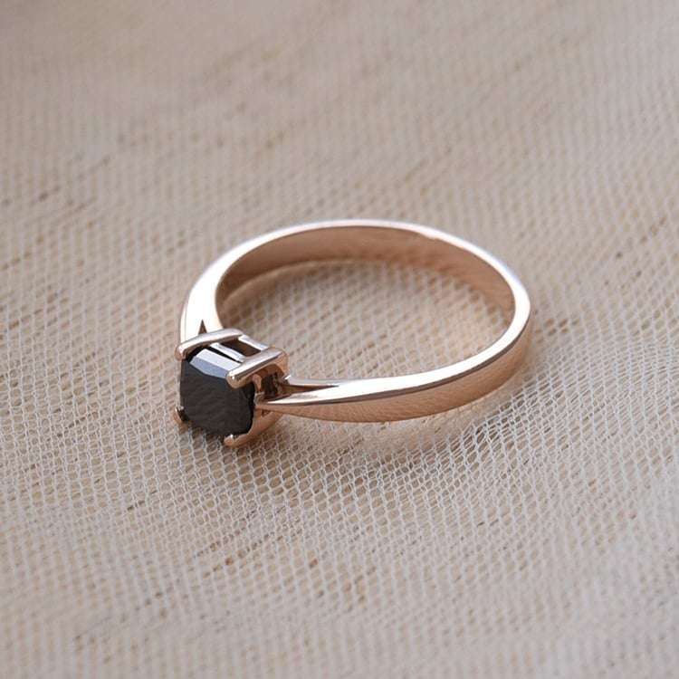 Zlatý diamantový prsteň 71926