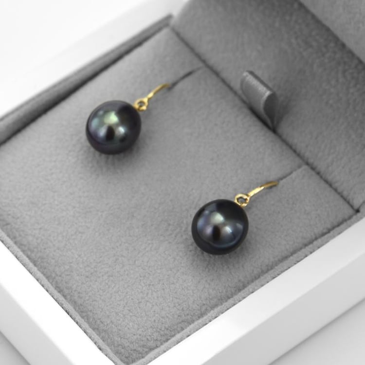 Zlaté černé perlové náušnice 51750