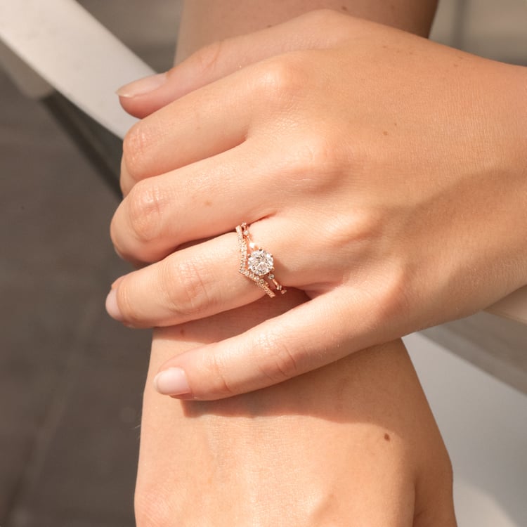 Vykrojený eternity prsteň s diamantmi Cathal 142556