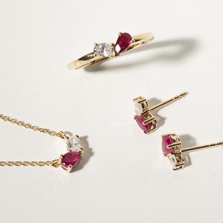 Náušnice Toi et Moi s rubínom a lab-grown diamantom Dua 134776