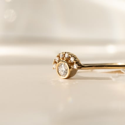 Half halo prsteň s lab-grown diamantmi Jorg