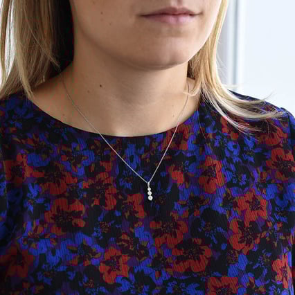 Prívesok so žiarivými diamanty Nirmala