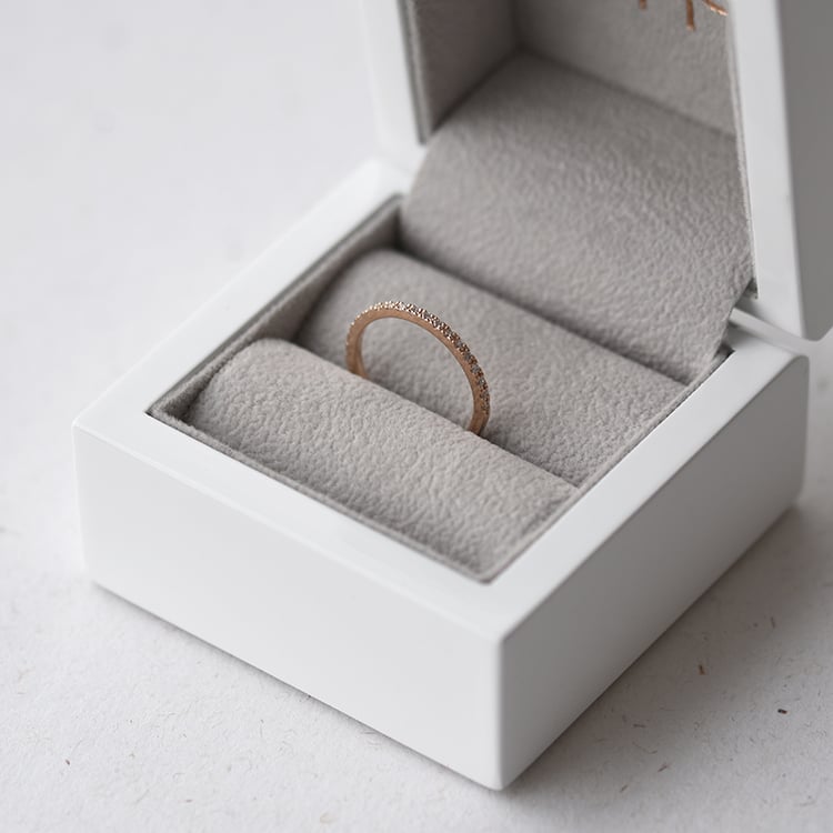 Eternity prsteň s 1.50mm moissanitmi Qenyl 105310