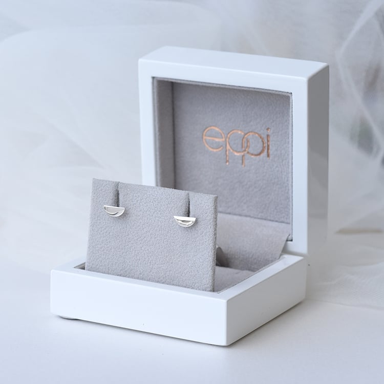 Minimalistické zlaté náušnice 63063