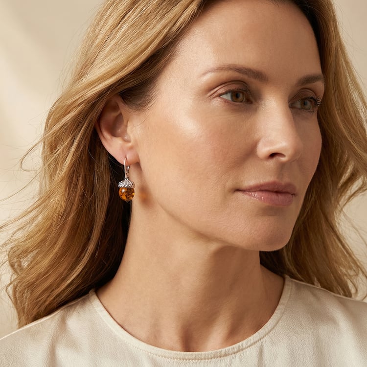 Strieborné jantárové náušnice v tvare orieškov Scrat 166652