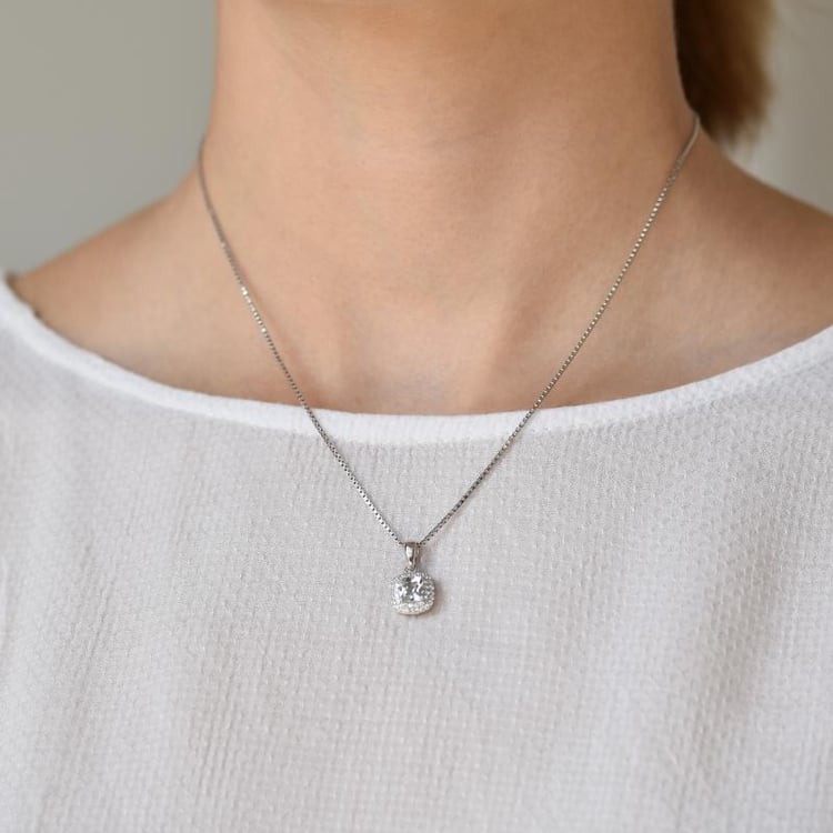 Náhrdelník s akvamarínmi 23322