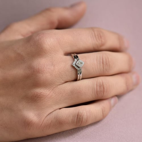 Zlatý zásnubný set prsteňov s certifikovaným GIA 0.19ct princess diamantom Elil