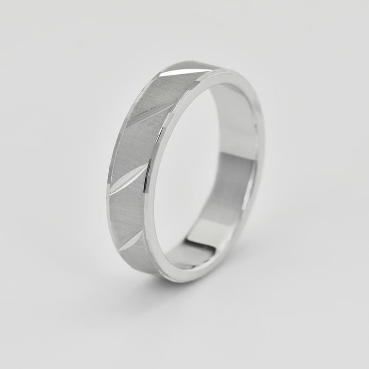 Svadobné zlaté prstene s atypickým povrchom 33707