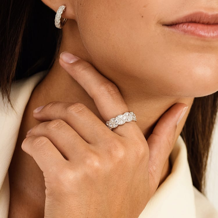 Strieborné kruhové náušnice s diamantmi Laura 163082