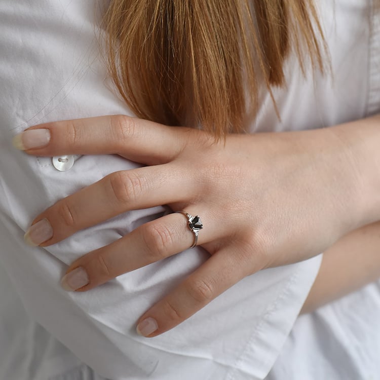 Prsteň so salt and pepper diamantom 90248