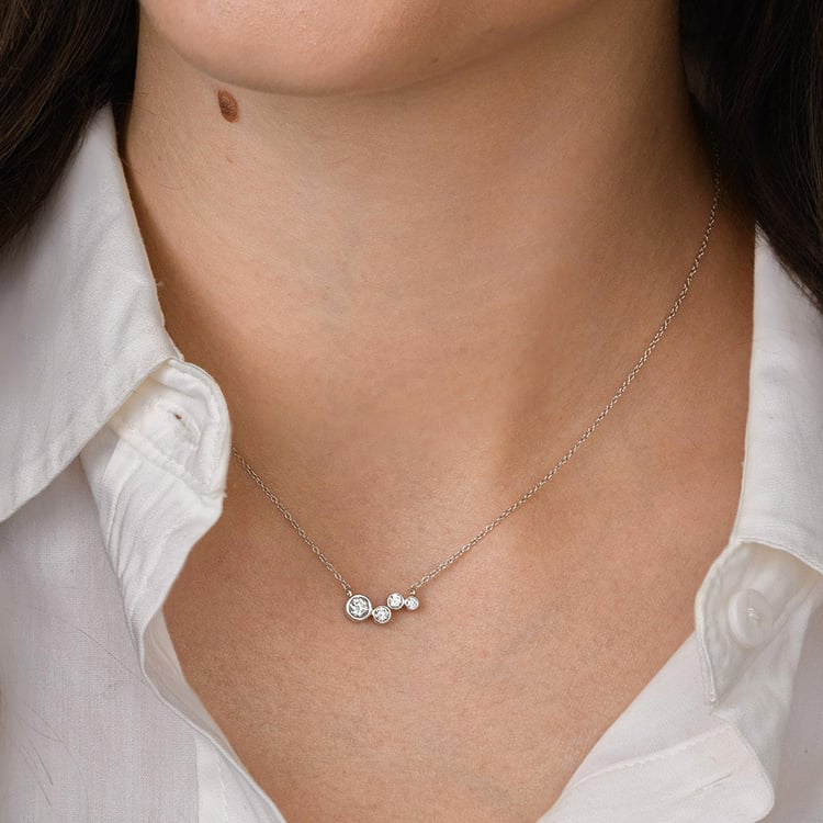 Moderný strieborný náhrdelník s diamantmi Viola 160456