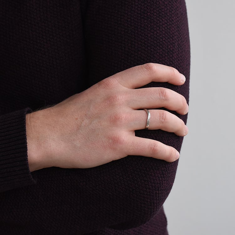 Nepravidelný prsteň 72710