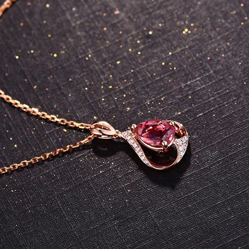 Náhrdelník z ružového zlata 3556