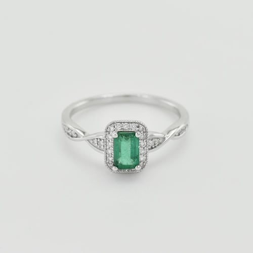 Elegantný smaragdový zlatý prsteň s diamantmi James
