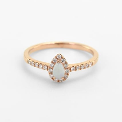 Zlatý prsteň s opálom a diamantmi Hailey