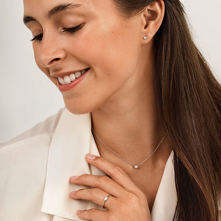 Minimalistický prsteň zo striebra s lab-grown diamantom Otto 163148