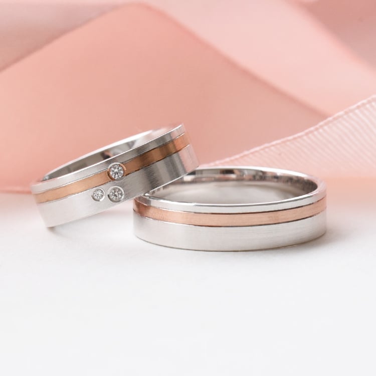 zlaté snubné prstene s tromi diamantmi 76846