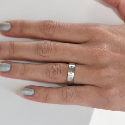 Zlaté svadobné obrúčky s diamantmi Nizay