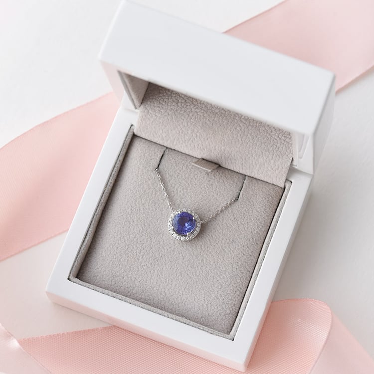 Náhrdelník s tanzanitom a diamantmi zlatý 90069