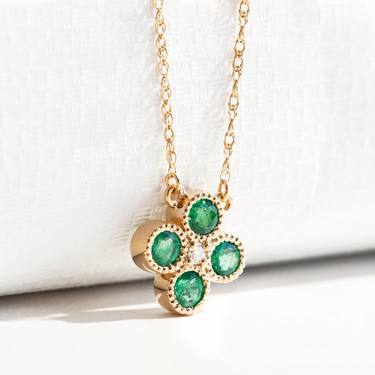 Smaragdový náhrdelník s diamantom Emely 114289