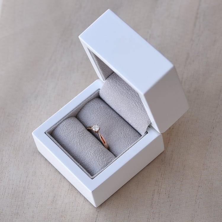 Diamantový zlatý prsteň 65284