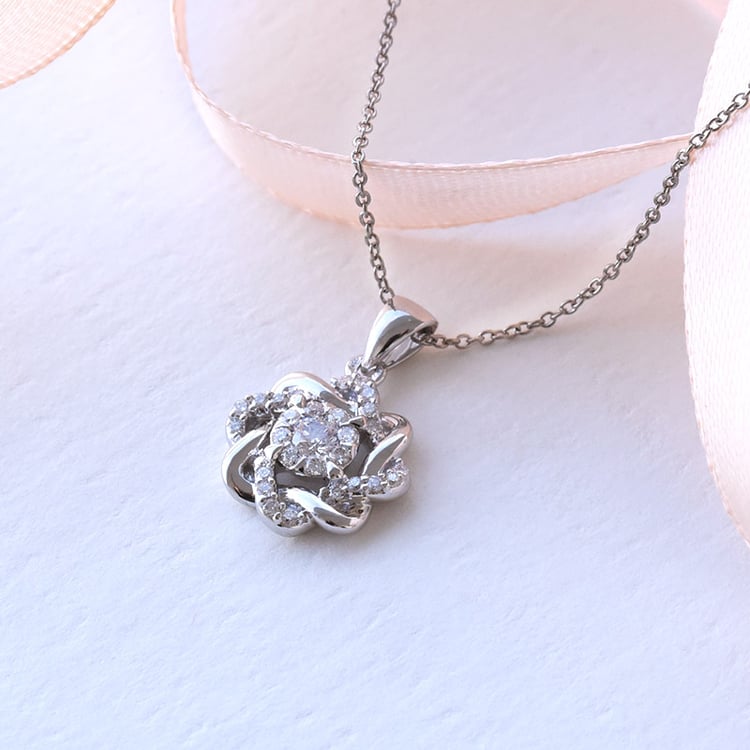 Set diamantových šperkov v tvare kvetu Crisanta 146990