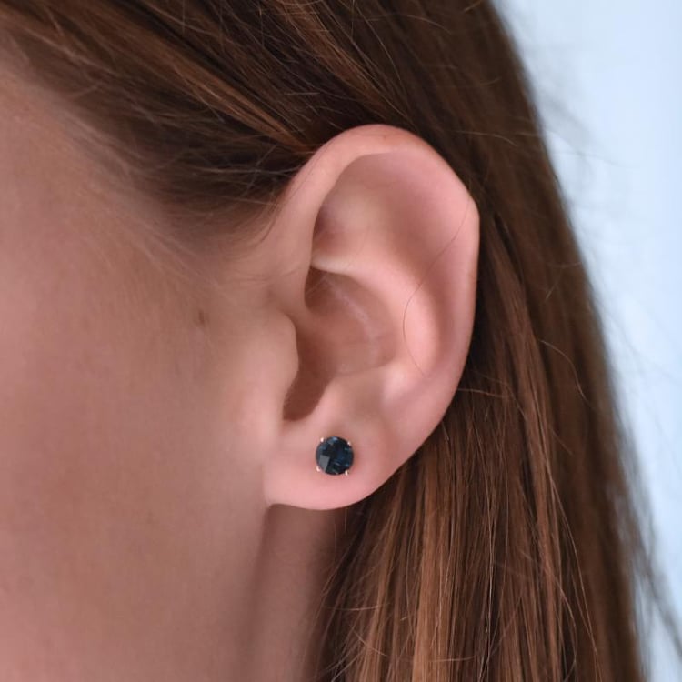 Zlaté náušnice s round topásmi 9636