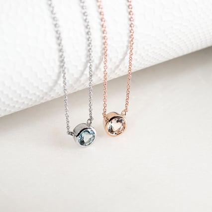 Bezel náhrdelník s morganitom Hadley