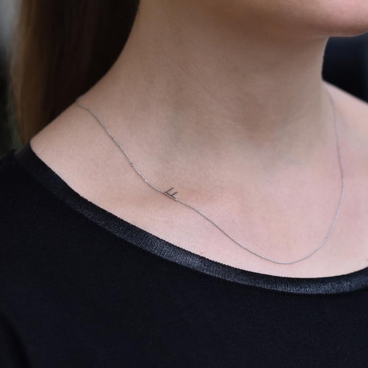 Strieborný náhrdelník s písmenom vašej voľby Lupe 103741