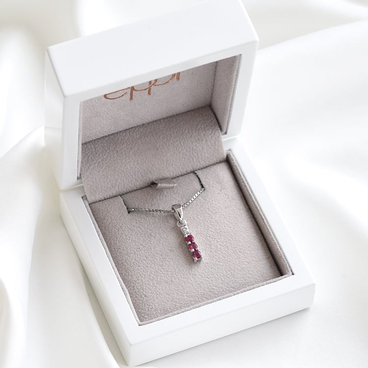 Strieborný prívesok s topásmi 79173