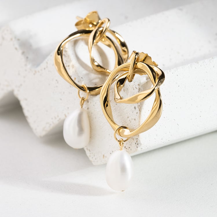 Pozlatené náušnice s perlami Vigdis 147770