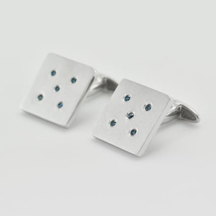 Strieborné manžetové gombíky s modrými diamantmi Abrami
